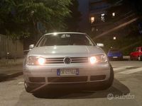 Usata VW Golf IV Highline 105 CV (77 kW) 2003 Berlina