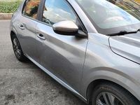 Usata Peugeot 208 102 CV (75 kW) 2021 Utilitaria
