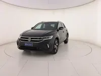Usata VW T-Roc R-line 150 CV (110 kW) 2024 Deep black perlato SUV