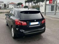 Usata BMW 218 Active Tourer Luxury Line 150 CV (110 kW) 2016 Nero Monovolume