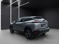 Usata Peugeot 2008 Allure 136 CV (100 kW) 2025 Grigio SUV
