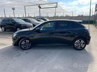 Usata Peugeot 208 Allure 101 CV (74 kW) 2022 Nero Utilitaria