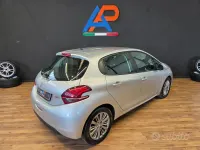Usata Peugeot 208 Access 82 CV (60 kW) 2016 Other Utilitaria