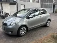 Usata Toyota Yaris Luna 87 CV (63 kW) 2007 Grigio Utilitaria
