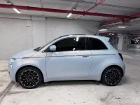 Używany Fiat 500e La Prima 42 kW (58 KM) 2021 Niebieski Sedan/Limuzyna