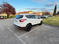 Usata Ford Kuga Business Edition 120 CV (88 kW) 2019 Bianco SUV