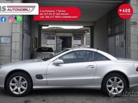 Usata Mercedes SL500 306 CV (225 kW) 2002 Argento Cabrio