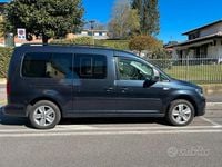 Usata VW Caddy Maxi 150 CV (110 kW) 2019 Blu Monovolume