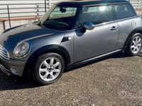 Usata Mini Cooper D 2010 Grigio Utilitaria