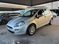 Usata Fiat Punto Young 77 CV (56 kW) 2016 Argento Utilitaria