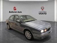 Usata Jaguar X-type Executive 196 CV (144 kW) 2003 Grigio Berlina