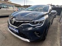 Usata Renault Captur Intens 101 CV (74 kW) 2022 Grigio SUV