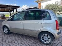 Usata Lancia Musa 90 CV (66 kW) 2007 Giallo Monovolume