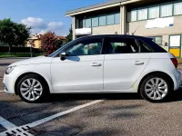 Begagnad Audi A1 Sportback Ambition 90 HK (66 kW) 2013 Vit Halvkombi
