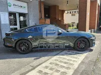 Usata Ford Mustang GT Bullitt 460 CV (338 kW) 2020 Verde Coupé