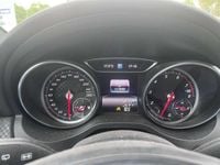 Usata Mercedes 200 156 CV (114 kW) 2018 Argento Berlina