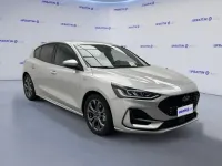 Usata Ford Focus ST-Line 125 CV (91 kW) 2025 Moondust silver [73o]  metall Berlina
