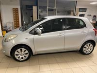 usata Toyota Yaris 1.0 5 porte NEOPATENTATI