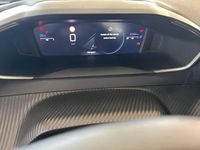 Usata Peugeot 2008 Allure 101 CV (74 kW) 2025 Grigio SUV