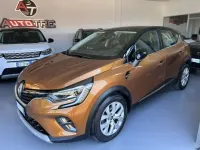 Usata Renault Captur Intens 95 CV (69 kW) 2020 Arancione SUV