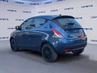 Usata Lancia Ypsilon Silver 69 CV (50 kW) 2022 Blu Utilitaria