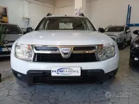 Usata Dacia Duster Lauréate 107 CV (78 kW) 2012 Bianco SUV
