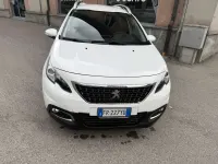 Usata Peugeot 2008 Access 75 CV (55 kW) 2018 Other SUV