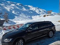 Usata VW Passat 240 CV (176 kW) 2018 Nero Station wagon