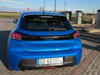 Usata Peugeot 208 Active 100 kW (136 CV) 2021 Blu Utilitaria