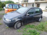 Begagnad Fiat Punto 60 HK (44 kW) 2002 Svart Halvkombi