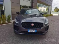 Usata Jaguar E-Pace Chequered Flag 150 CV (110 kW) 2019 Grigio SUV