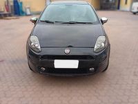 Usata Fiat Grande Punto 77 CV (56 kW) 2012 Nero Utilitaria