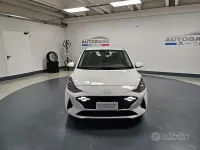 Nuova Hyundai i10 63 CV (46 kW) 2025 Atlas white Utilitaria