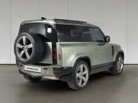 Usata Land Rover Defender HSE Dynamic 300 CV (220 kW) 2021 Pangea green SUV