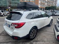 Usata Subaru Outback 149 CV (109 kW) 2018 Bianco Station wagon
