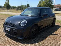 Usata Mini John Cooper Works 204 CV (150 kW) 2024 Nero Utilitaria