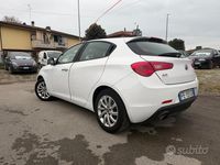 Usata Alfa Romeo Giulietta Super 120 CV (88 kW) 2016 Bianco Utilitaria