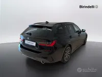 Usata BMW 320 M Sport 190 CV (139 kW) 2020 Black sapphire metallizzato Station wagon