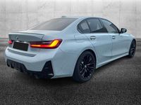 Usata BMW 330 M Sport 245 CV (180 kW) 2024 Grigio metallizzato Berlina