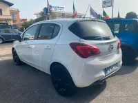 Usata Opel Corsa 69 CV (50 kW) 2018 Bianco perlato metallizzato Utilitaria