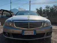 Usata Mercedes C220 Elegance 170 CV (125 kW) 2009 Grigio Berlina