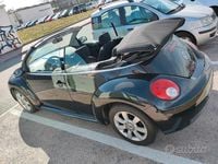 Usata VW Beetle Cabriolet 105 CV (77 kW) 2007 Nero Cabrio