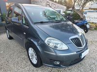 Usata Lancia Musa Gold 95 CV (69 kW) 2012 Grigio Monovolume