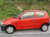 Usata Fiat 600 54 CV (39 kW) 2003 Rosso Berlina