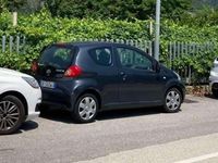 Usata Toyota Aygo Sol 68 CV (50 kW) 2008 Grigio Utilitaria