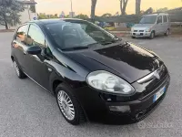 Usata Fiat Punto Evo Dynamic 69 CV (50 kW) 2016 Nero Utilitaria