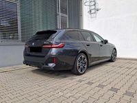 Usata BMW 540 M Sport 303 CV (222 kW) 2024 Grigio Station wagon