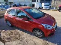 Usata Peugeot 208 Active 68 CV (50 kW) 2017 Rosso Utilitaria