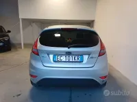 Second-hand Ford Fiesta Titanium 90 CP (66 kW) 2010 Gri Berlinǎ