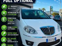 Usata Lancia Musa 77 CV (56 kW) 2012 Bianco Monovolume